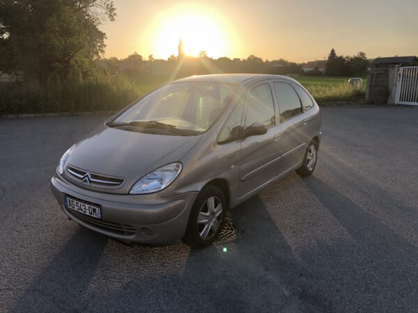 Citroen Xsara Picasso 1.8 Exclusive – Image 2