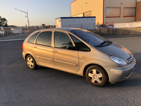 Citroen Xsara Picasso 1.8 Exclusive – Image 8