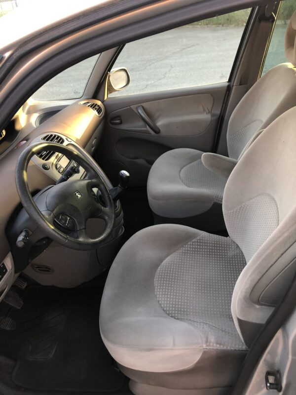 Citroen Xsara Picasso 1.8 Exclusive – Image 9