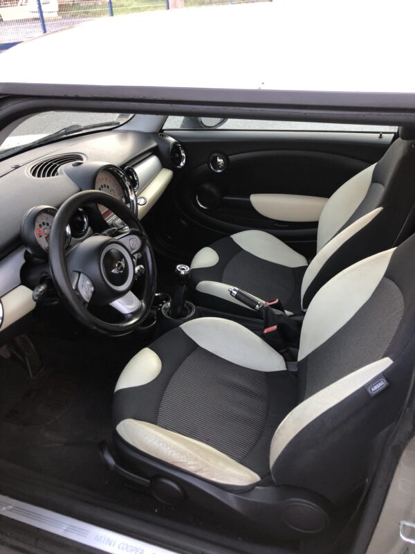 Mini Cooper 1.6D – Image 7