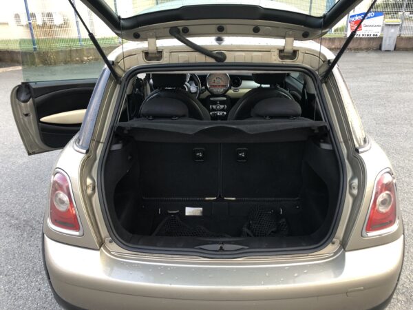 Mini Cooper 1.6D – Image 9
