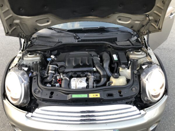 Mini Cooper 1.6D – Image 11
