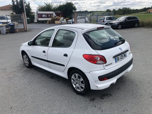 Peugeot 206+ 1.1 – Image 7