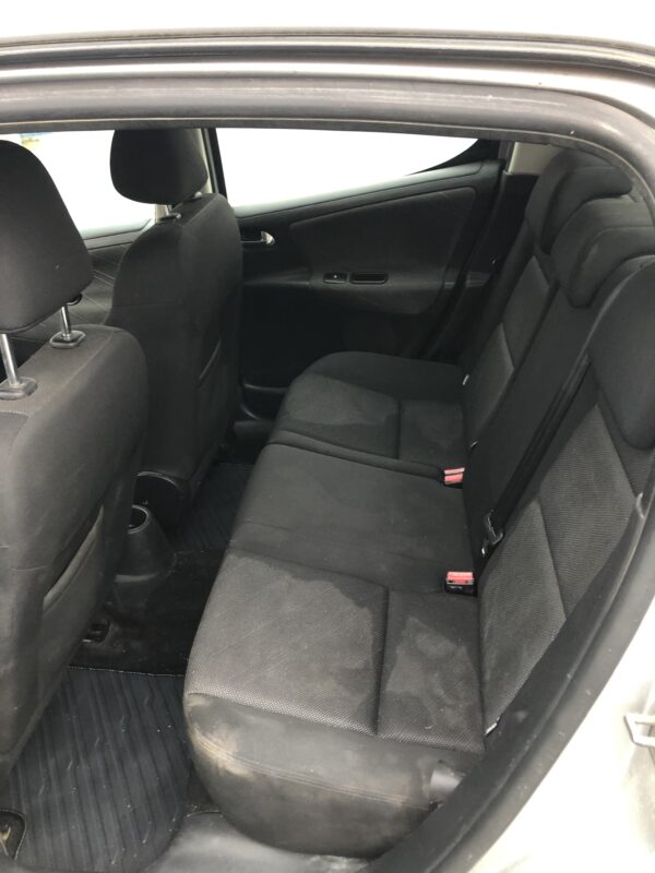 Peugeot 207 1.6 hdi 110cv – Image 13