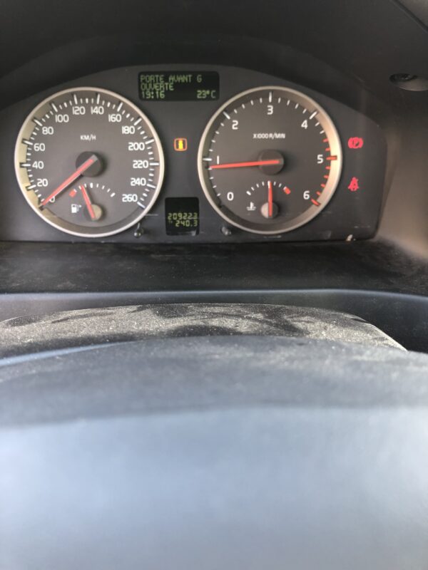 Volvo S40 2.0D 136cv – Image 13