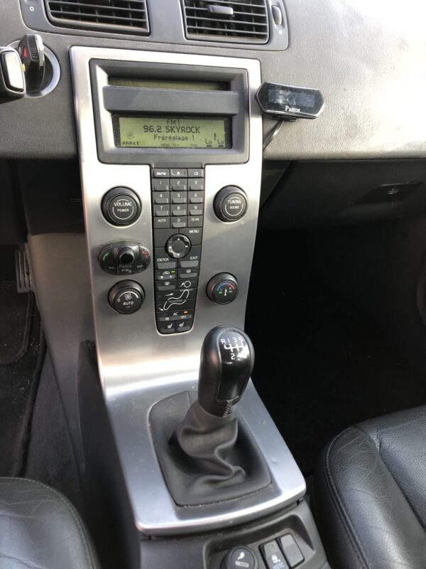 Volvo S40 2.0D 136cv – Image 16