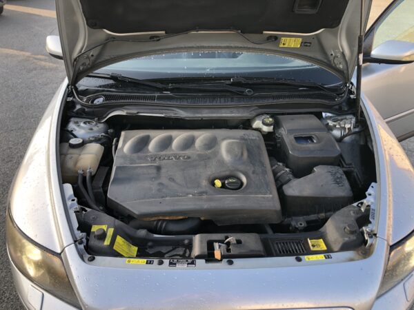 Volvo S40 2.0D 136cv – Image 21