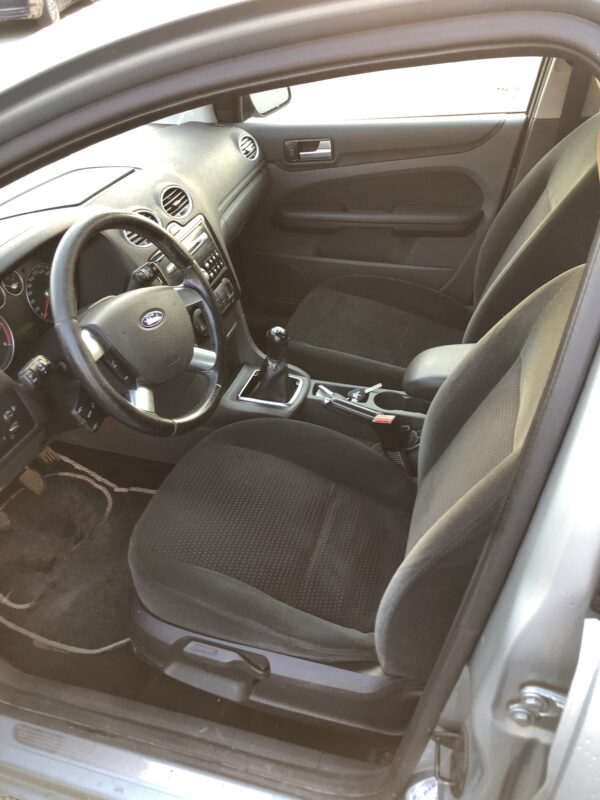 Ford Focus 2.0 Tdci 136cv – Image 8