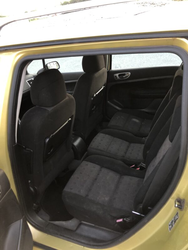 Peugeot 307 SW 7 places – Image 13