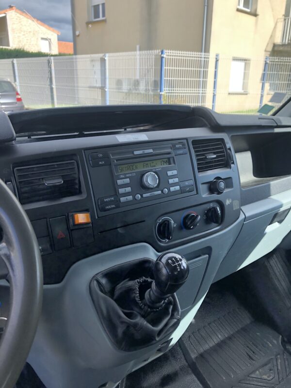 Ford Transit benne 2.4 TDCI – Image 8