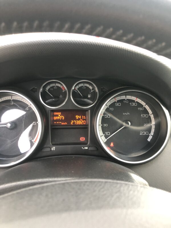 Peugeot 308 1.6 Hdi 110cv – Image 9