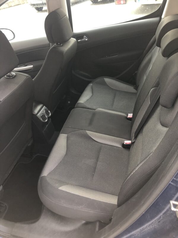 Peugeot 308 1.6 Hdi 110cv – Image 11