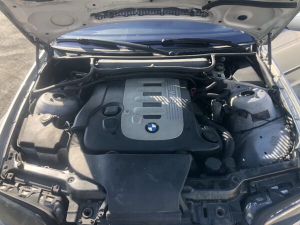 BMW 330 XD – Image 16