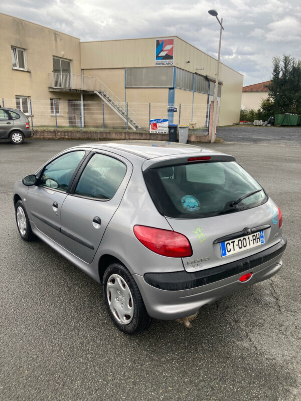 PEUGEOT 206 1.9D 70cv – Image 7