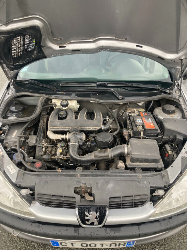 PEUGEOT 206 1.9D 70cv – Image 12