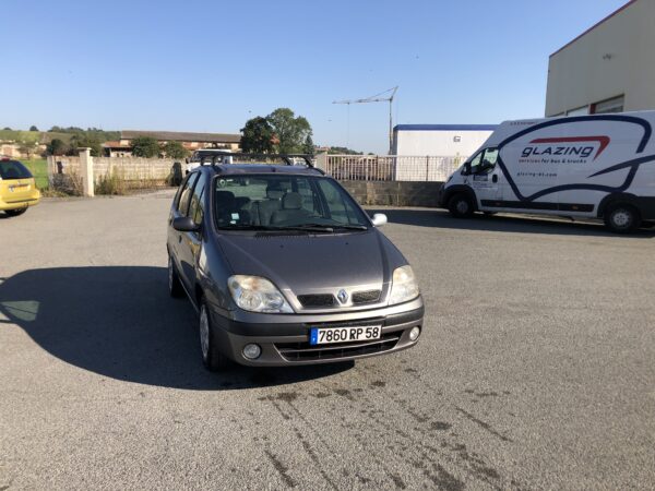 RENAULT SCENIC EVOLUTION 1.9 DTI – Image 2