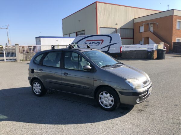 RENAULT SCENIC EVOLUTION 1.9 DTI – Image 3