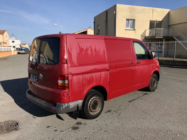 Volkswagen Transporteur T5 1.9 TDI – Image 5