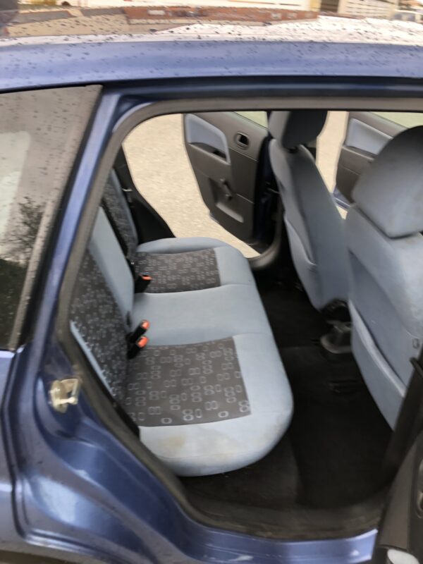 Ford Fiesta 1.4 TDCI – Image 15