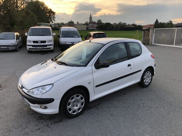 PEUGEOT 206 1.4 HDI 70ch – Image 7