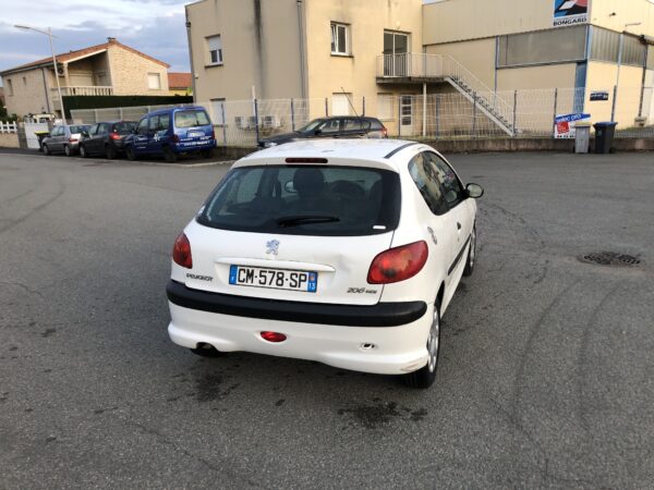 PEUGEOT 206 1.4 HDI 70ch – Image 5