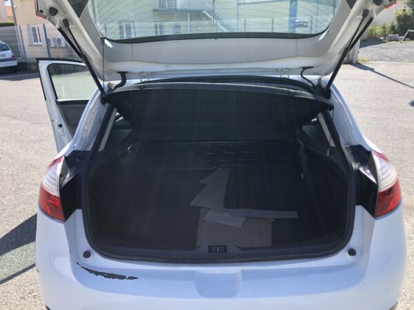 RENAULT MEGANE III 1.5 DCI 90ch – Image 10