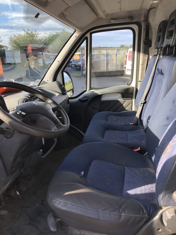 PEUGEOT BOXER 2.0 HDI – Image 9