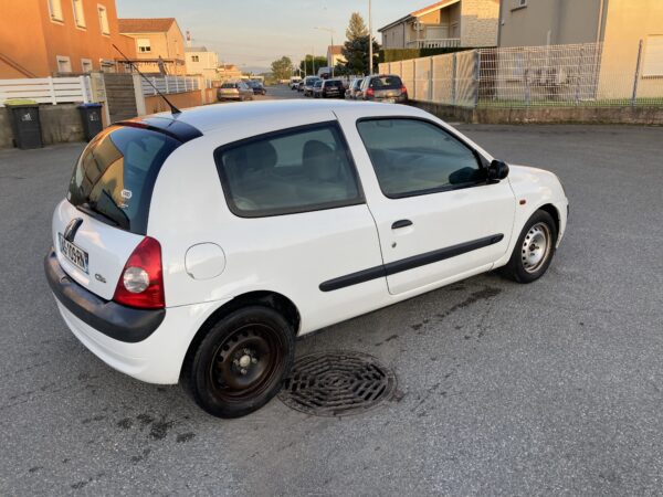 RENAULT CLIO 1.5DCI 65ch – Image 5
