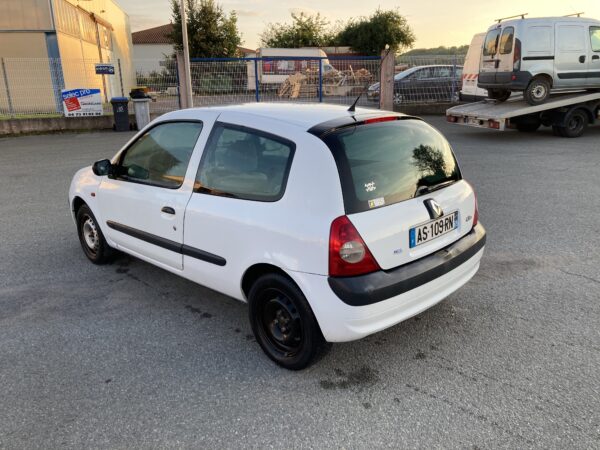 RENAULT CLIO 1.5DCI 65ch – Image 7