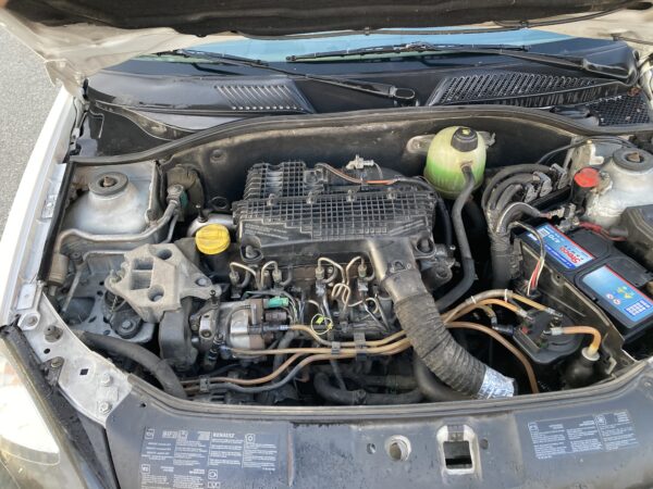 RENAULT CLIO 1.5DCI 65ch – Image 14