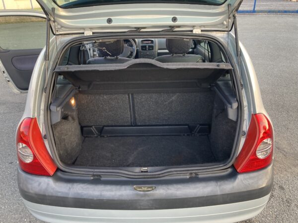 RENAULT CLIO 1.4 (ESSENCE) 98ch – Image 13