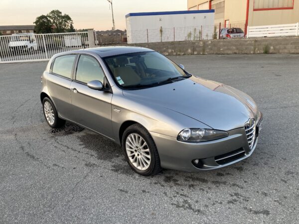ALFA ROMEO 147 JTDM 1.9 120ch – Image 4