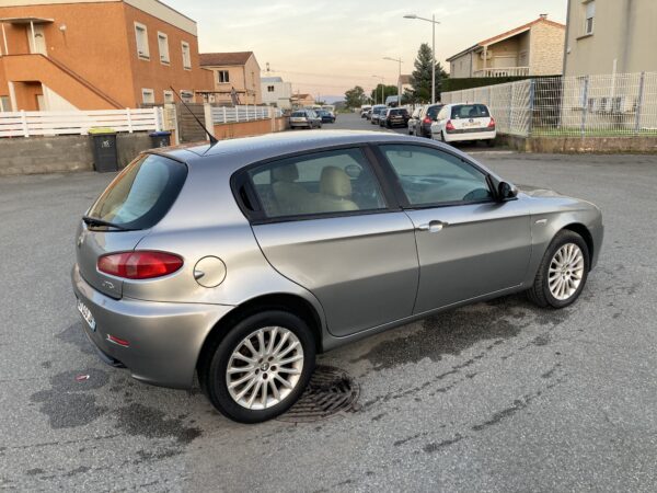 ALFA ROMEO 147 JTDM 1.9 120ch – Image 5