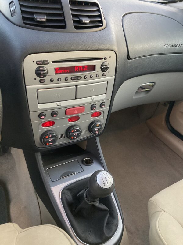 ALFA ROMEO 147 JTDM 1.9 120ch – Image 10