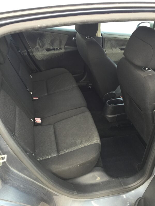 PEUGEOT 207 HDI 90ch – Image 10