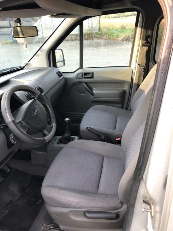 FORD TOURNEO CONNECT 1.8TDCi Combi 90ch – Image 7