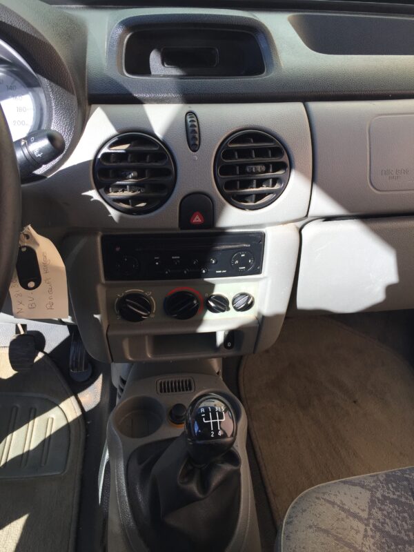 RENAULT KANGOO 1.9 dCi 4x4 clim – Image 8