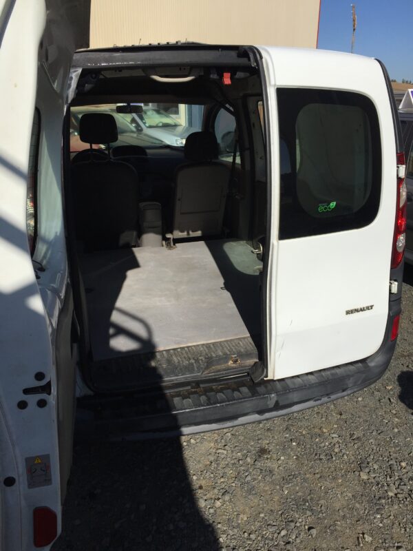 RENAULT KANGOO 1.5 DCI Rapid Extra 85ch – Image 9