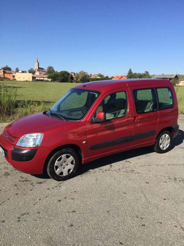 CITROEN BERLINGO 1.4 (Essence) Multispace Plus 75ch