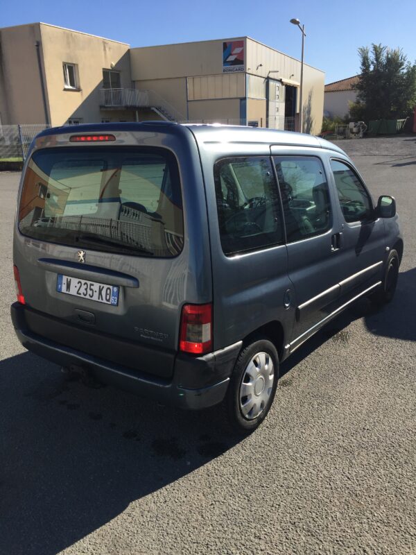 PEUGEOT PARTNER 1.6 HDI Presence 75ch – Image 5
