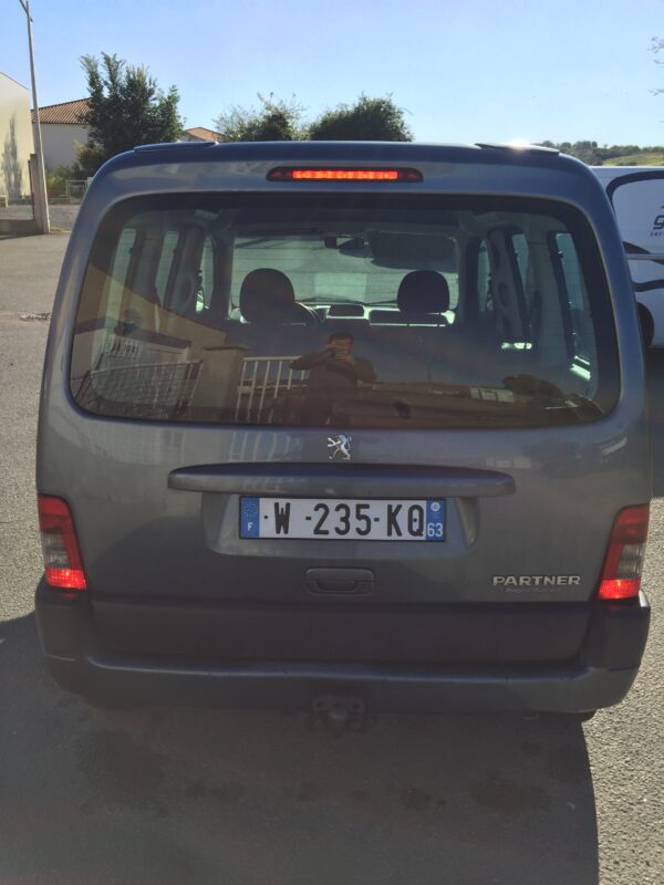 PEUGEOT PARTNER 1.6 HDI Presence 75ch – Image 6