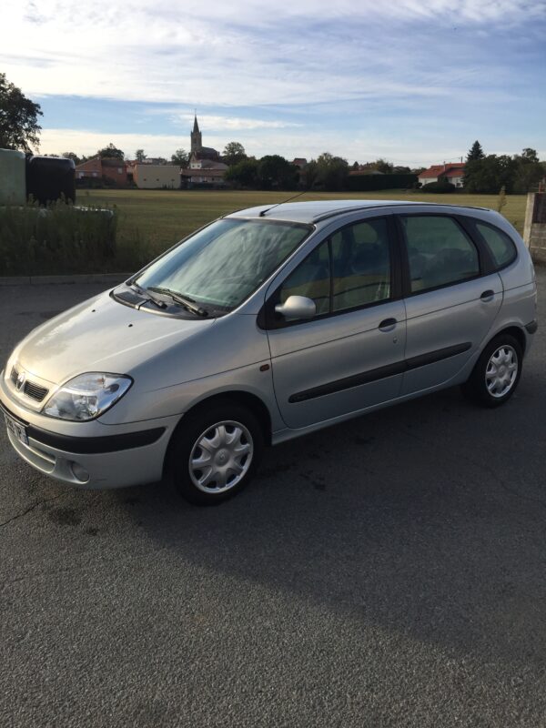 RENAULT SCENIC 1.9 DCI