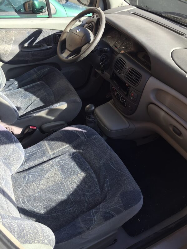 RENAULT SCENIC 1.9 DCI – Image 10