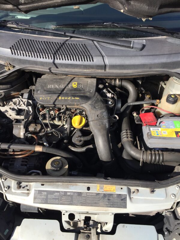 RENAULT SCENIC 1.9 DCI – Image 13