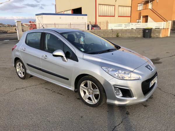 PEUGEOT 308 1.6HDI 90ch – Image 8