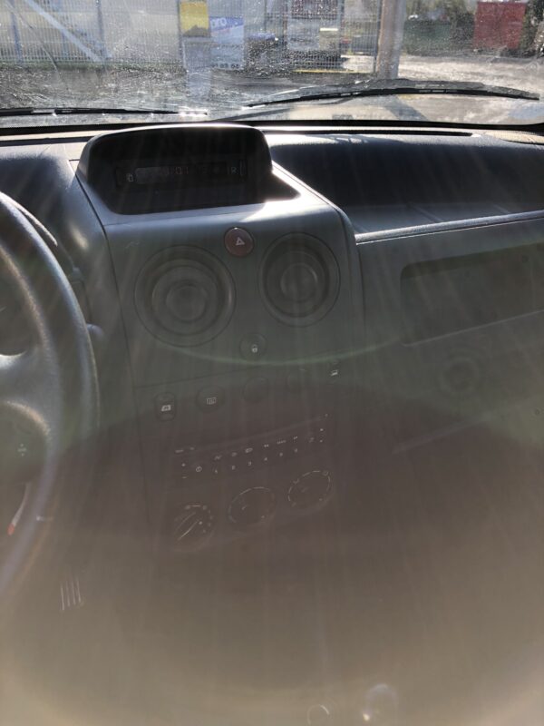 Peugeot Partner 1.9D – Image 10