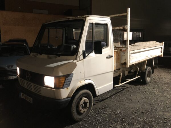 Mercedes 408D Benne – Image 10
