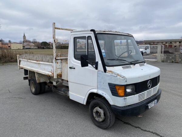 Mercedes 408D Benne – Image 12