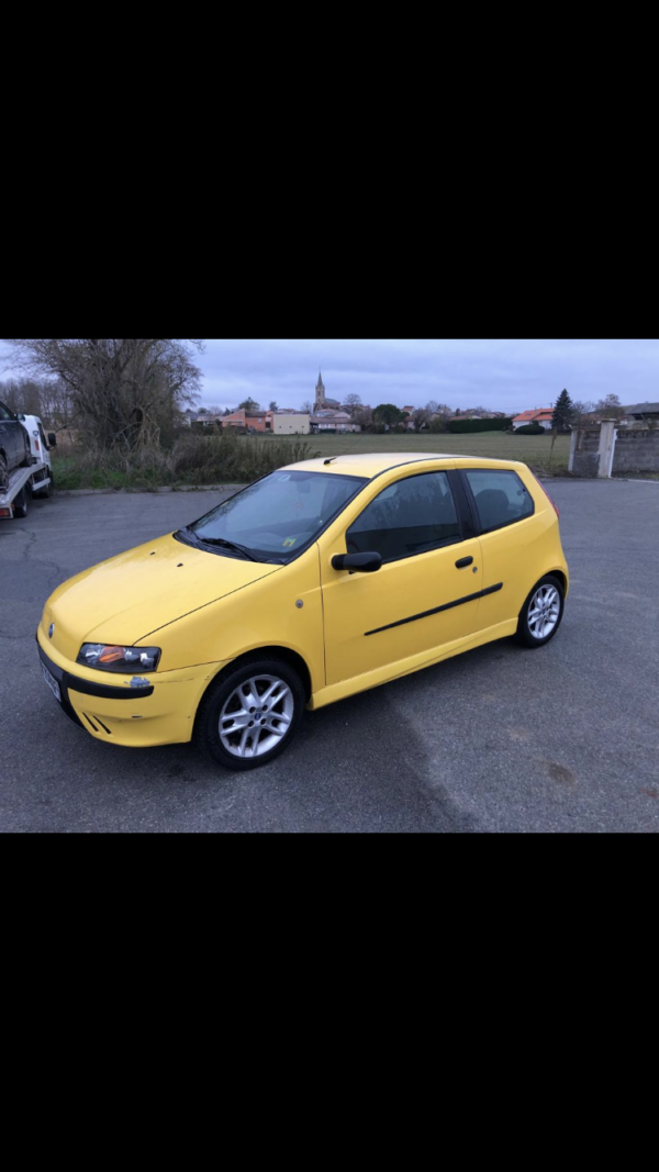 FIAT PUNTO 1.2i 16V 80ch