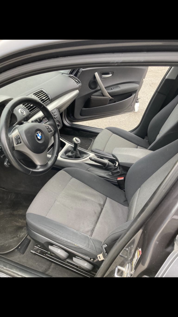 BMW 118D 122ch – Image 9